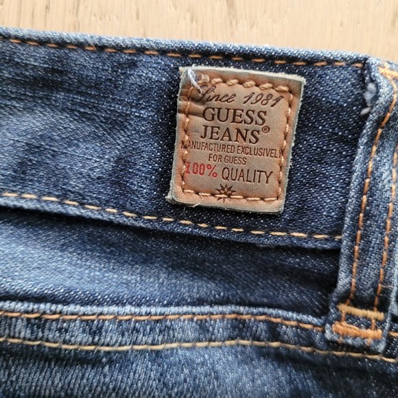 Guess Jeans - Crop- Excellent Condition - Size 27 - Picture 7 of 13